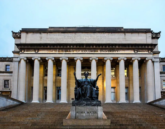 哥伦比亚大学